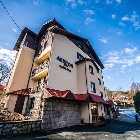 קרפאז' Hotel Ariston מראה חיצוני תמונה