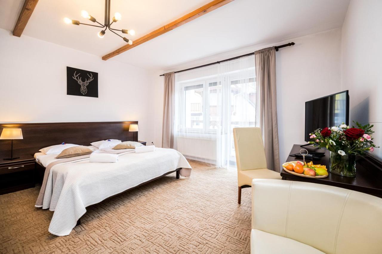 קרפאז' Hotel Ariston מראה חיצוני תמונה