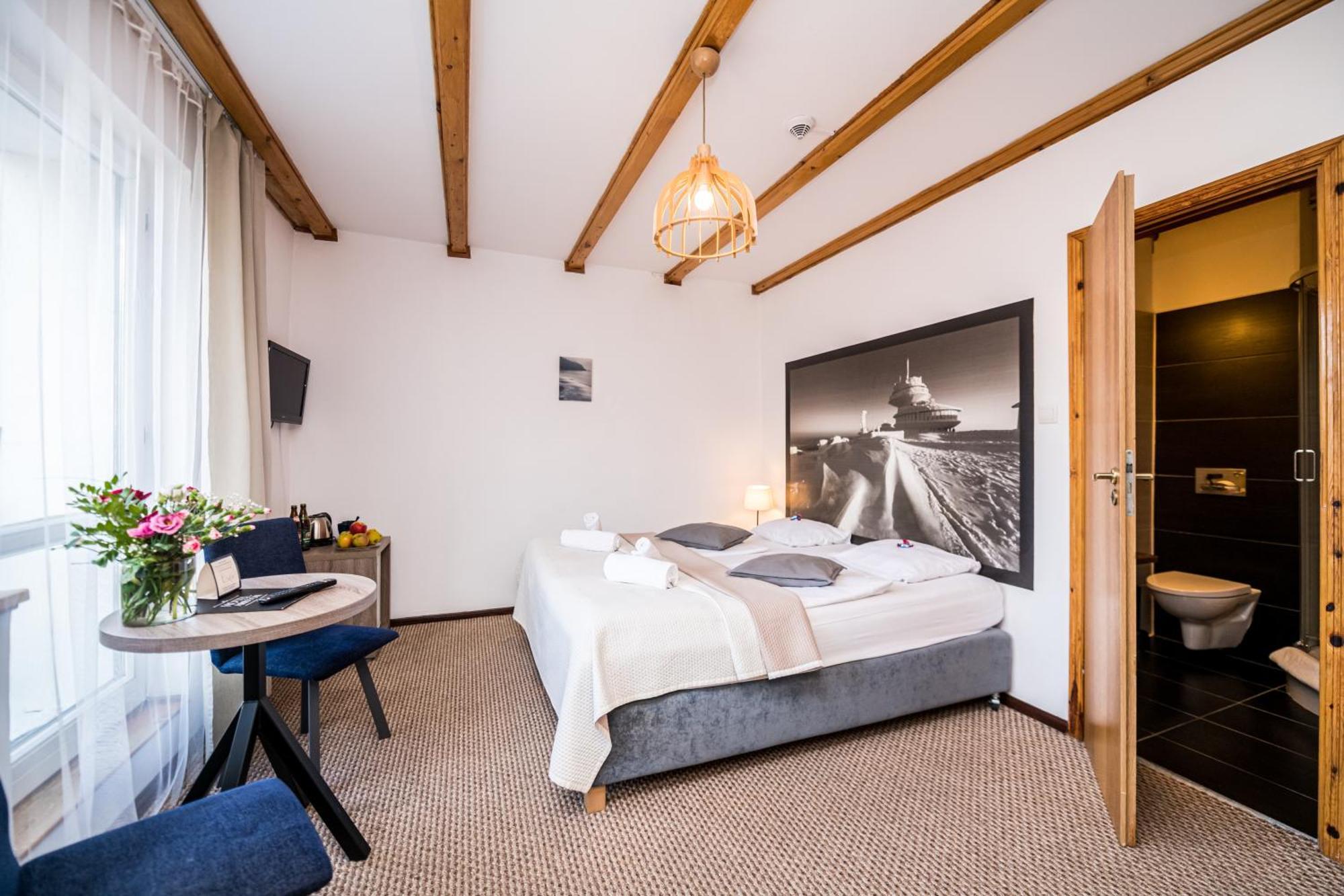 קרפאז' Hotel Ariston מראה חיצוני תמונה