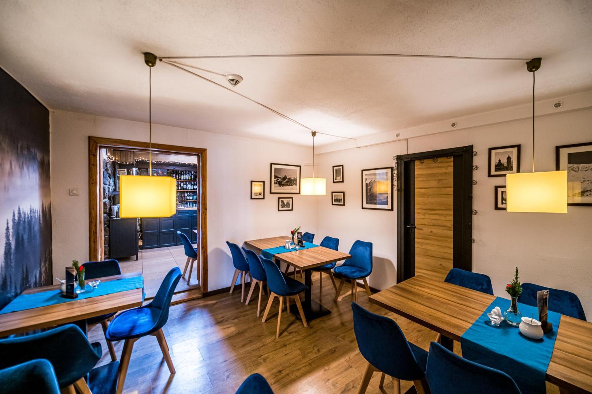 קרפאז' Hotel Ariston מראה חיצוני תמונה