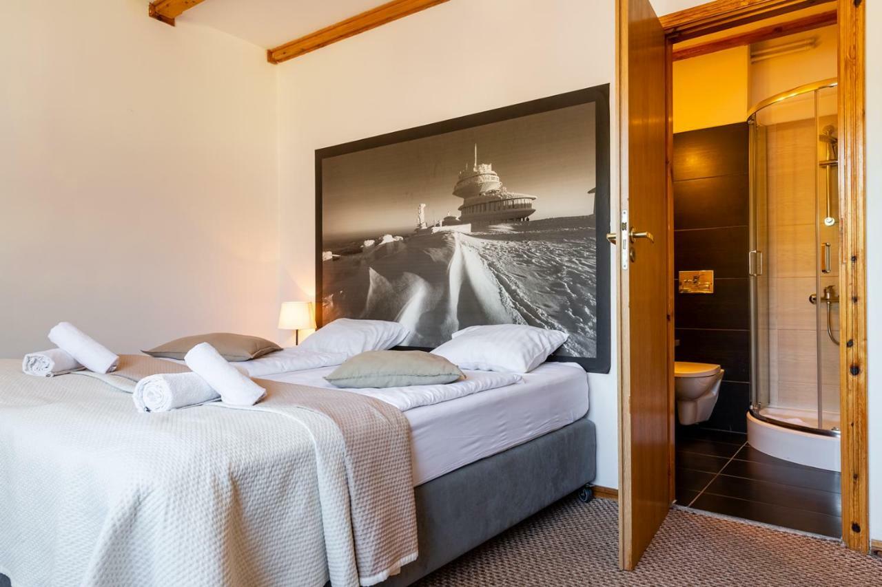 קרפאז' Hotel Ariston מראה חיצוני תמונה