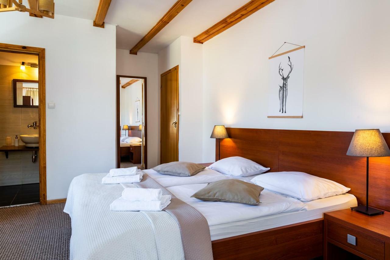 קרפאז' Hotel Ariston מראה חיצוני תמונה